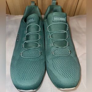 Skechers Teal Athletic Shoes